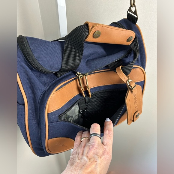 Luggage L.L. Bean Utility Adventurer Mini Duffle Bag Carryon Navy Leather Accent - Picture 6 of 12